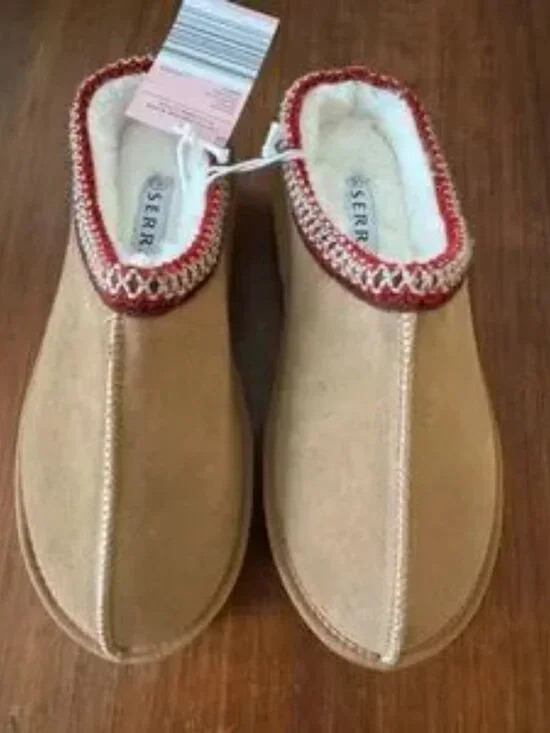 NWT Serra genuine suede platform clogs. Size 10 - Picture 2 of 5